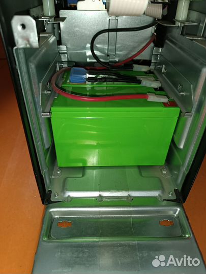 Ибп APC SMART UPS 1000
