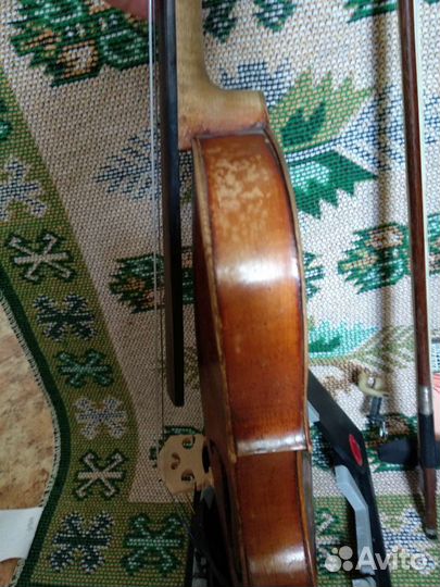 Старинная скрипка +++