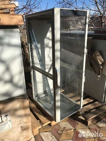 Сетевой шкаф Rittal