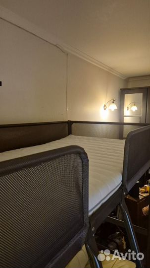 Кровать с матрасом