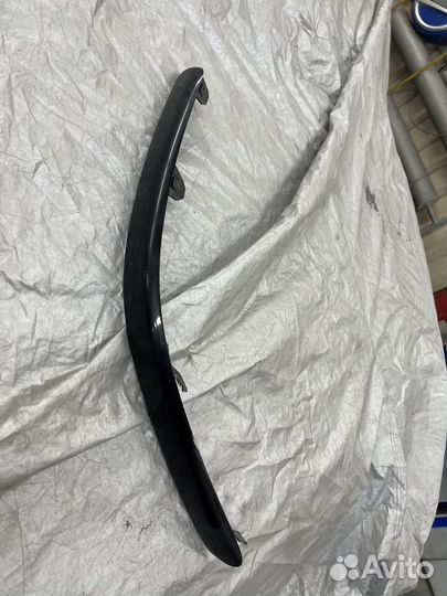 Молдинг бампера toyota avensis 03-06