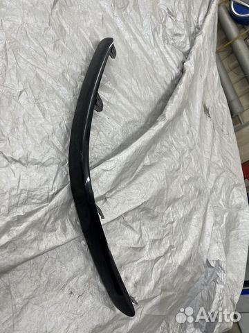 Молдинг бампера toyota avensis 03-06