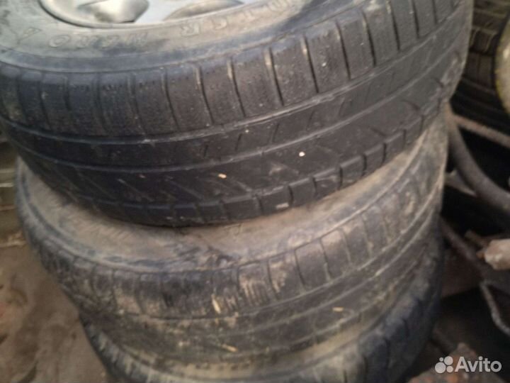 Bridgestone Blizzak Revo1 205/65 R15