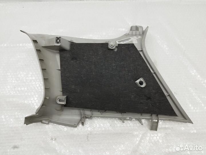 Обшивка стойки салона VW Golf 6 1K3867287G