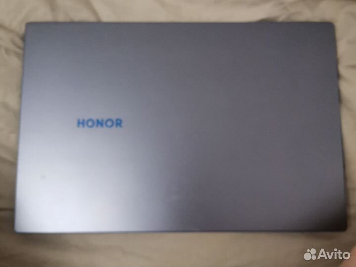Ноутбук honor
