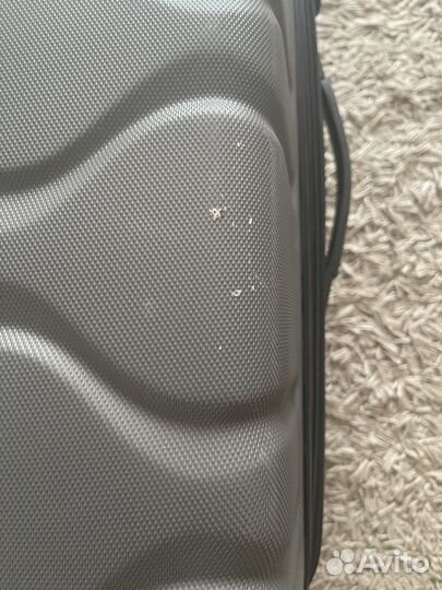 Чемодан на колесах