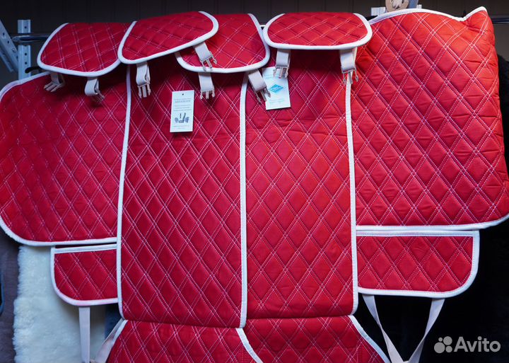 Накидки на сидения (алькантара красная) 5 шт