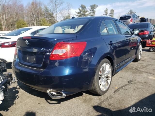 Разбор на запчасти Suzuki Kizashi