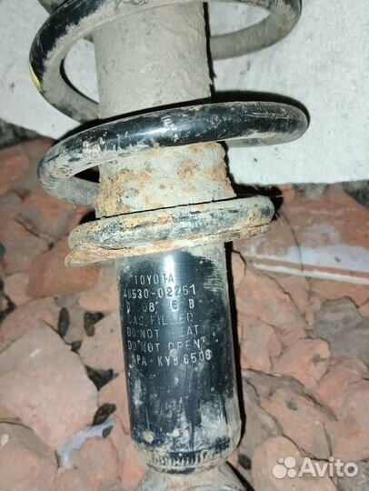 Стойка задняя Тойоты королла 120 кузов