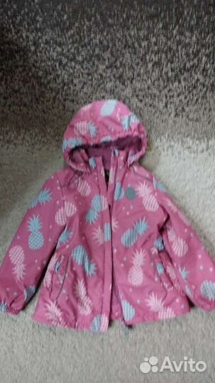 Курточка для девочки, в отличном состоянии
