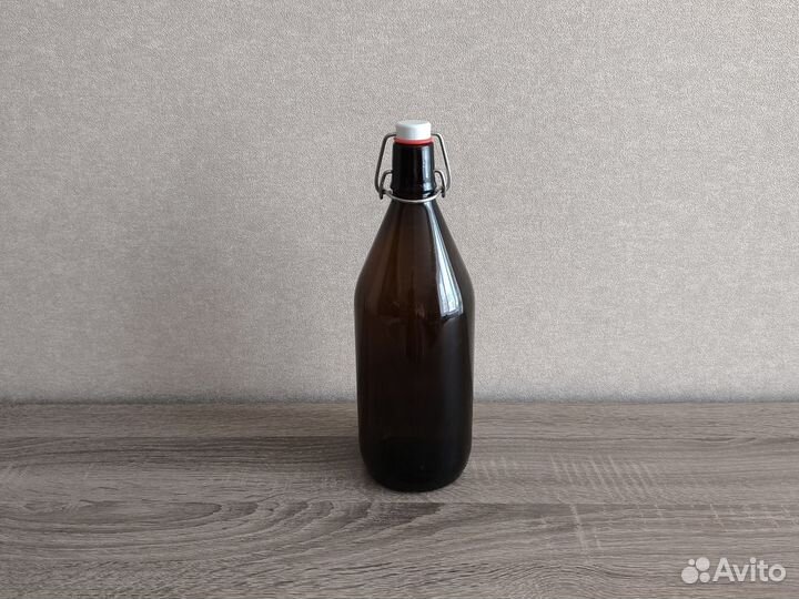 Бутылка с бугельной пробкой 1 л