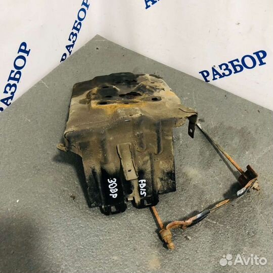 Nissan Sanny fb15 подставка под акб (Авторазбор Ат