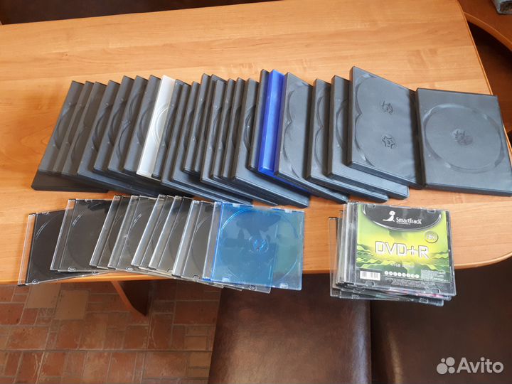 Боксы для CD и DVD дисков. 41-шт