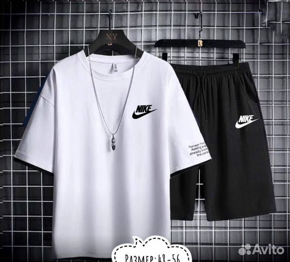 Спортивный костюм мужской с шортами Nike