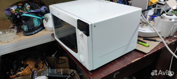 Микроволновая печь Whirlpool MT 232/WH бу