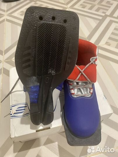 Лыжные ботинки детские