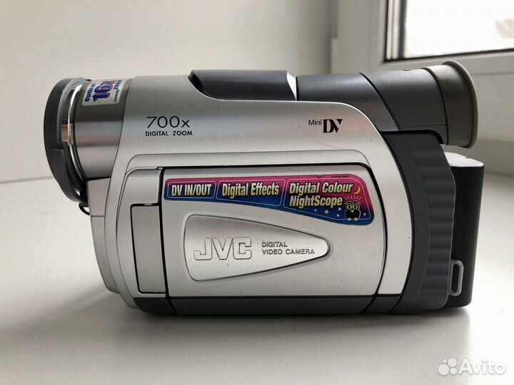 Видеокамера JVC GR-D30AS