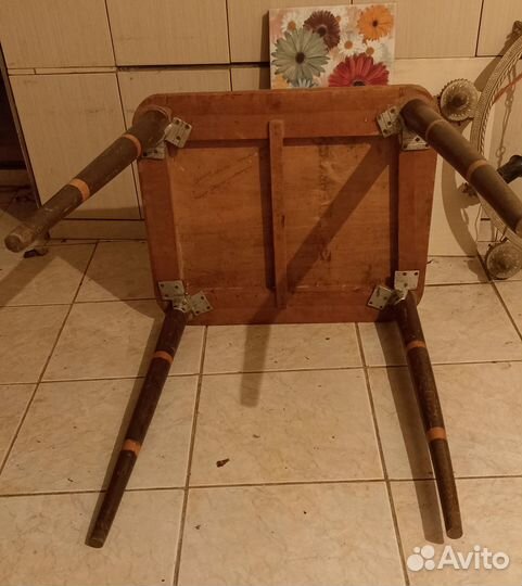 Столик этажерка жердельерка