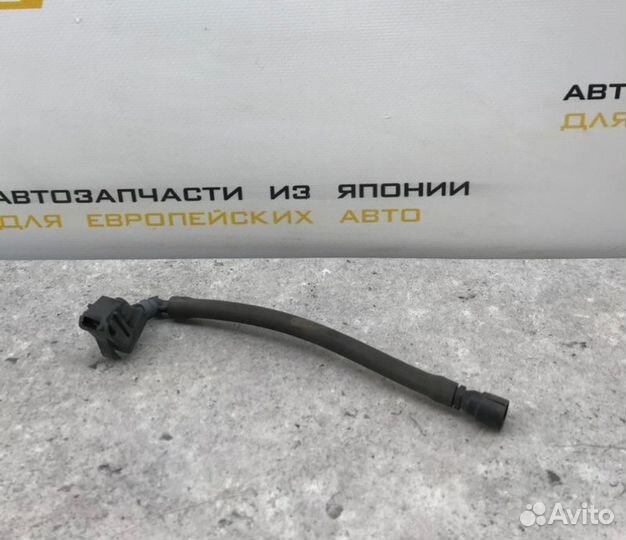 Форсунка омывателя передняя левая Mercedes-Benz