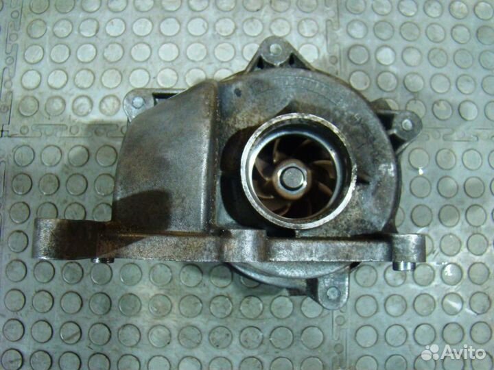 KIA Sportage 3 Насос водяной (помпа)