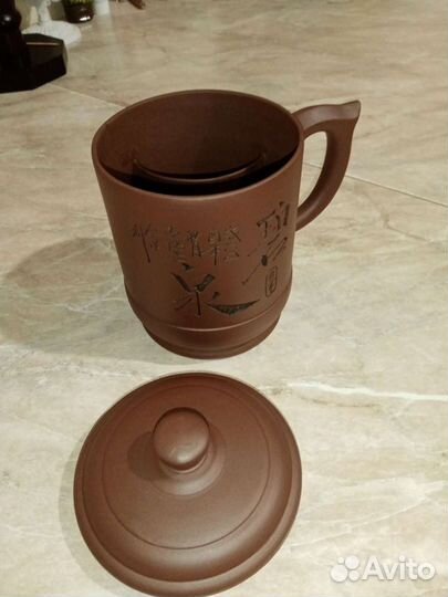 Глиняная кружка