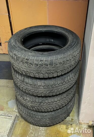 Maxxis MA-SUV Presa Spike 225/65 R17
