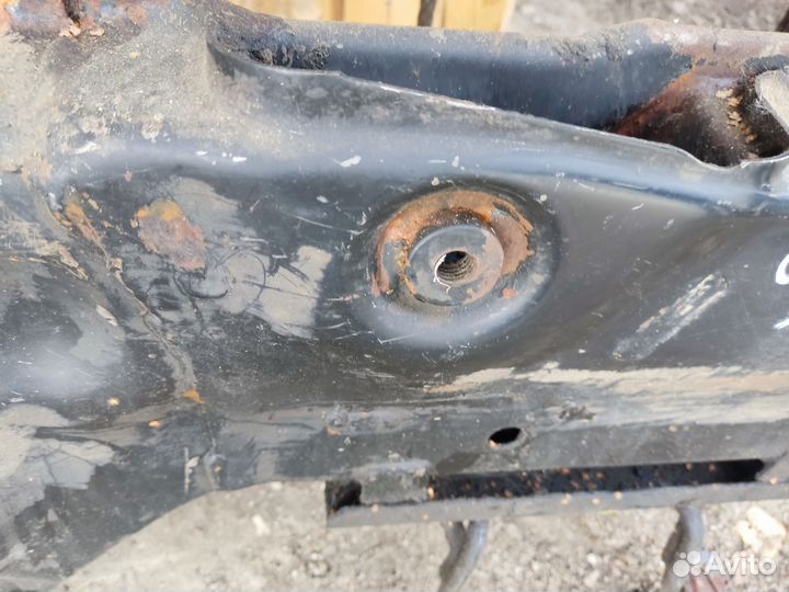 Передний подрамник Форд Мондео 4