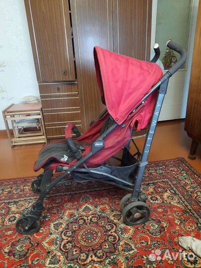 Прогулочная коляска chicco