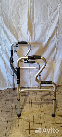 Ходунки для взрослых инвалидов