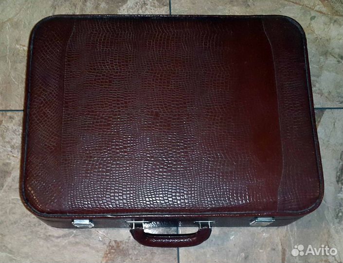 Чемодан времен СССР