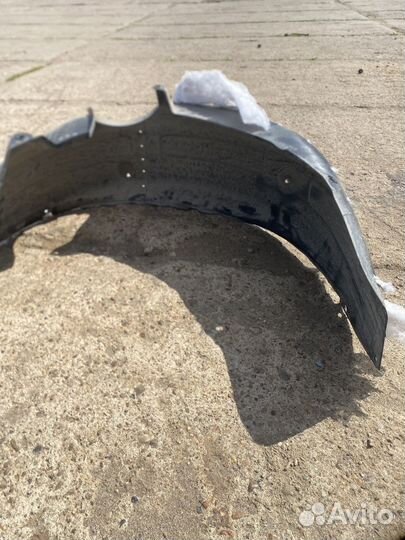 Локер(задний левый) (Kia Seltos)