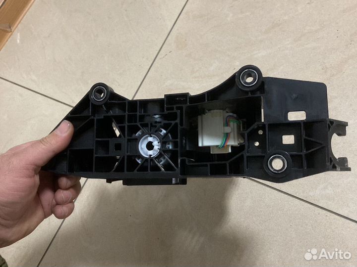 Селектор АКПП кулиса toyota camry v70