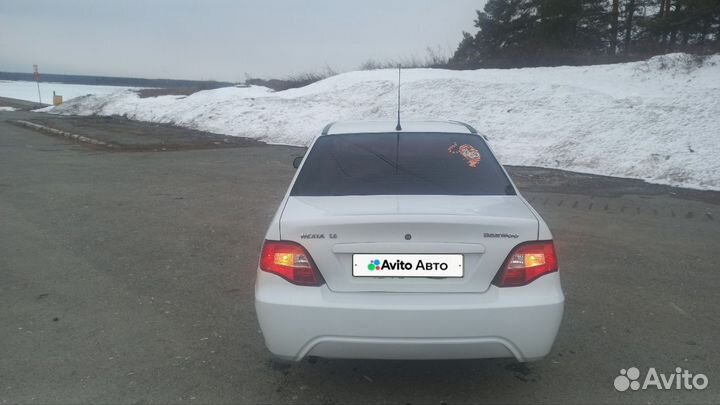 Daewoo Nexia 1.6 МТ, 2011, 300 000 км