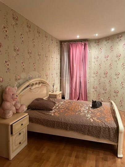 Комната 27 м² в 4-к., 2/3 эт.