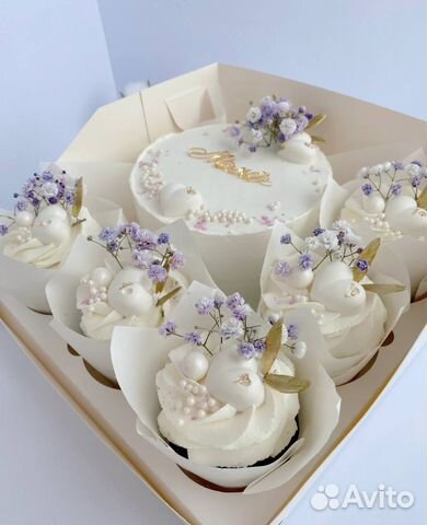 Набор Бенто торт + Капкейки