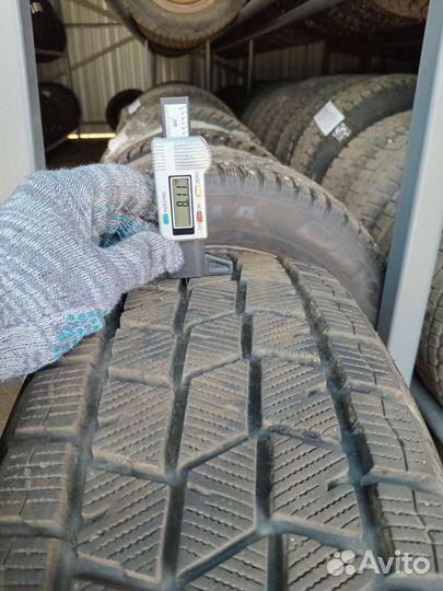 Sailun Ice Blazer Arctic SUV 215/65 R16 102H