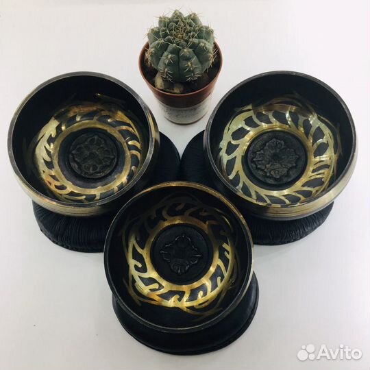 Поющая чаша