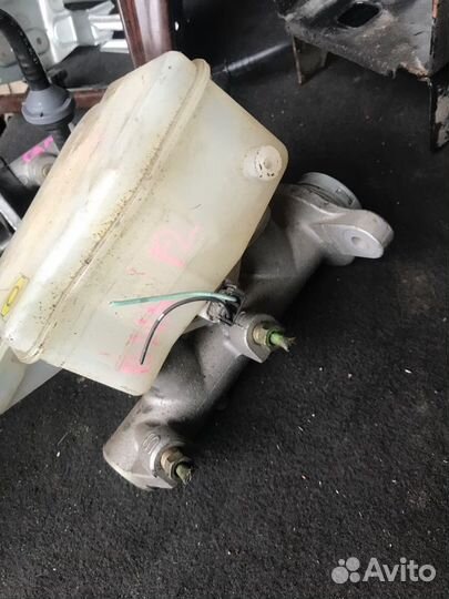 Главный тормозной цилиндр Nissan March BNK12