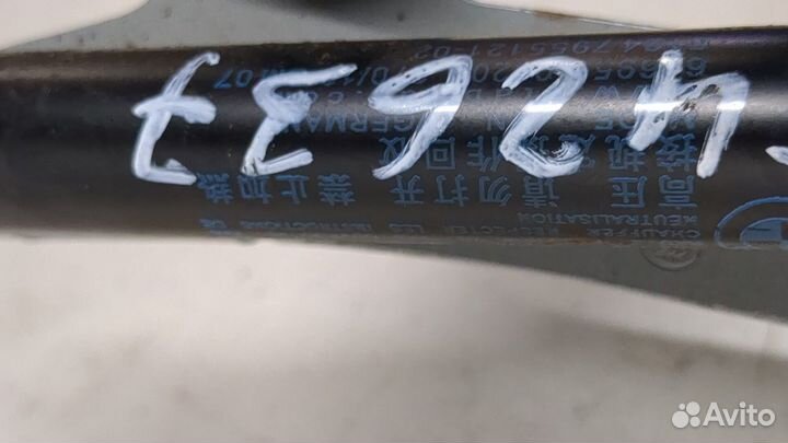 Петля крышки багажника левая BMW 5 G30, G31, 2019