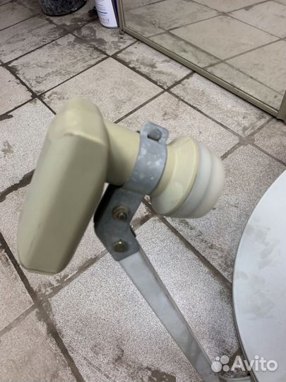 Антенна спутниковая