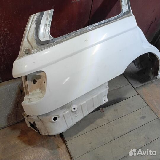 Крыло заднее правое Ниссан Эксперт