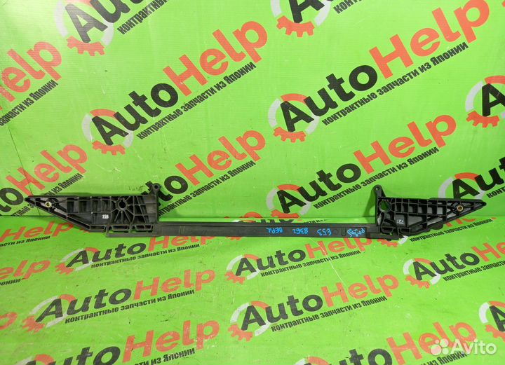 Кронштейн радиатора BMW X5 E53 верхний