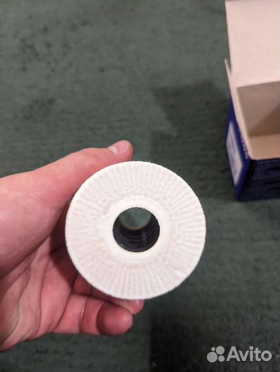 Фильтр масляный Volvo 1275810