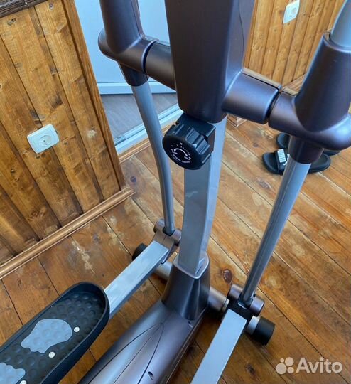 Эллиптический тренажер