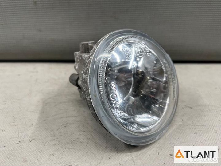 Туманка передняя левая toyota caldina