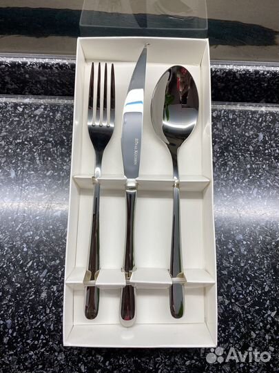 Набор столовых приборов