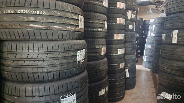 Kumho Ecsta PS71 285/35 R22