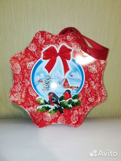 Коробка для подарка жестяная