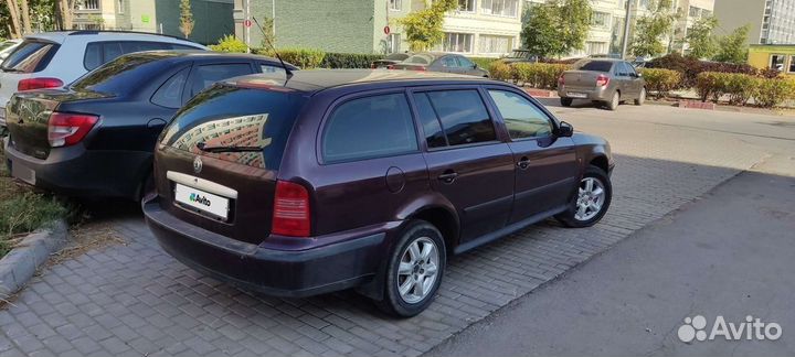 Skoda Octavia 1.6 МТ, 1999, 334 000 км