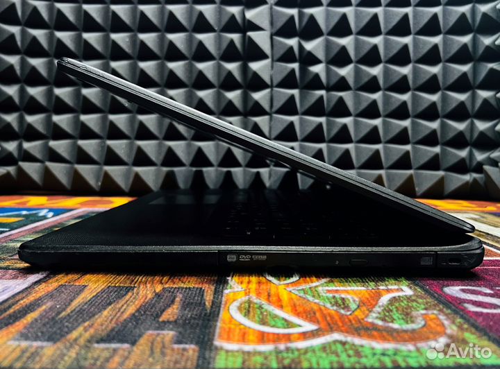 Ноутбук Acer 17 дюймов для работы и дома